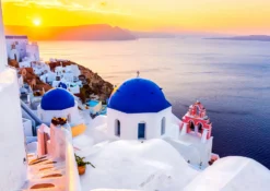 Puzzle 1000 el. Wschód słońca w Santorini / Grecja